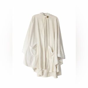 Chic Cream Hooded Cape with Pockets